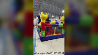 ปราสาท Bounce House สีสันสดใสพร้อมความสนุกแบบสไลด์
