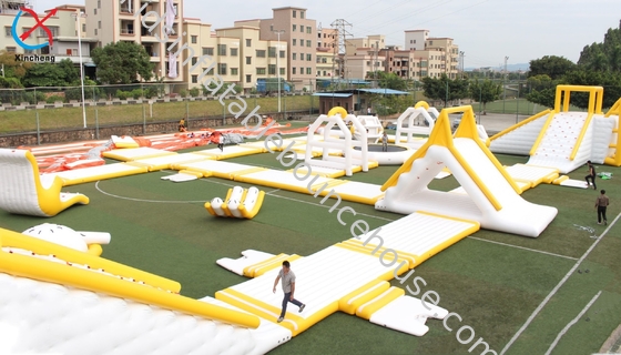 ผู้จําหน่าย Gaint Floating 0.9mm PVC Outdoor Inflatable Water Park อุปกรณ์ OEM / ODM